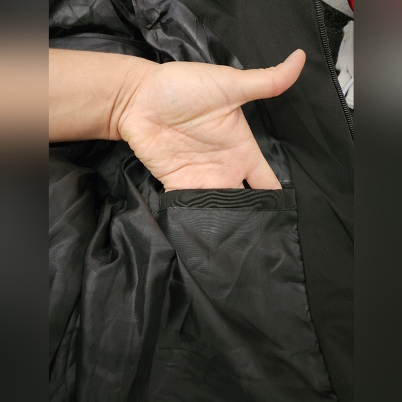 NWT V.I.P COLLECTION Men's Puffer Jacket with Faux Fur Hood. Black Size: 2XL - Picture 6 of 11